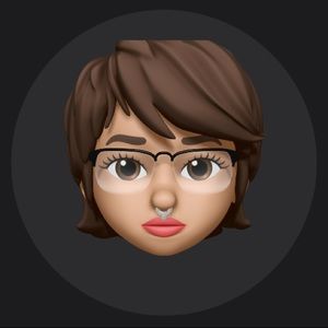 Meet your Posher, Dena